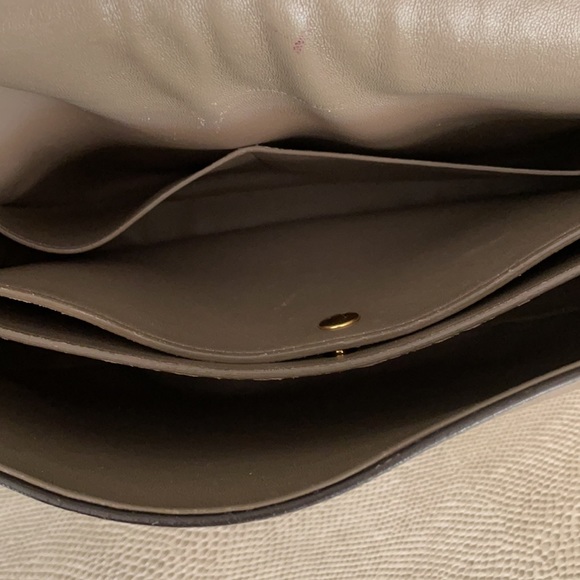 Celine taupe Medium Trotteur Bag - Picture 9 of 13